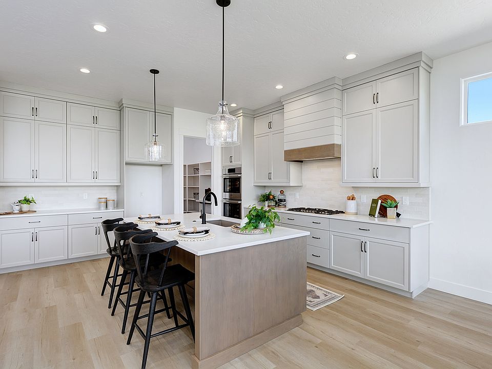 Ridgeview Plan, The Hills (Ridge Collection) at Dry Creek Ranch, Garden