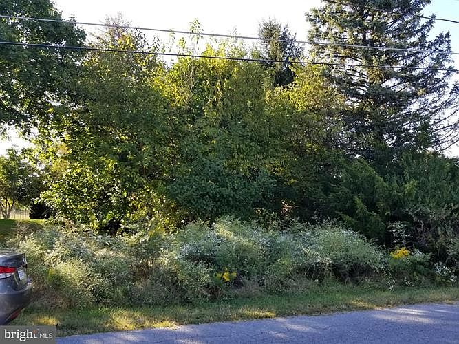 1st image of 100 Belview Dr