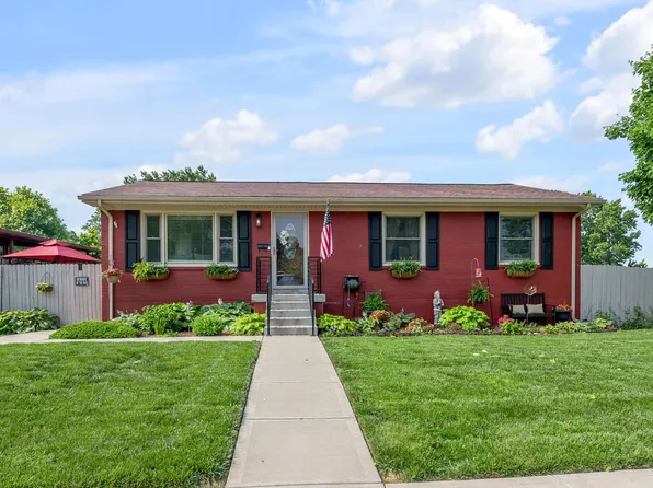 208 Westmoreland Ct, Georgetown, KY 40324