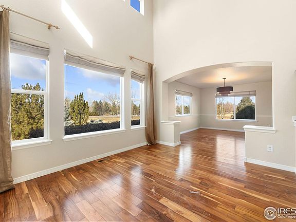 5th image of 8388 Castaway Dr
