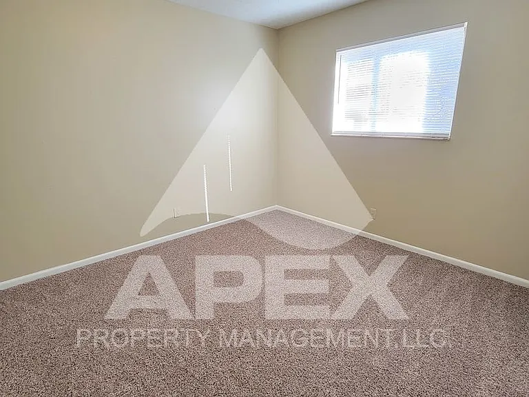 Springdale Apartments — Photo 41