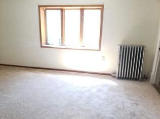 137 Cecil St SE #2, Minneapolis, MN 55414