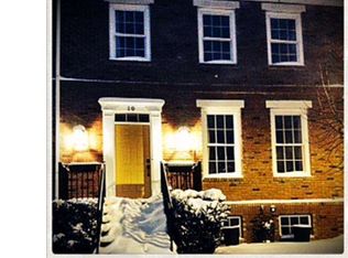 10 McCabe St, Robbinsville, NJ 08691