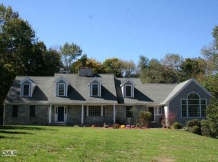 793 Ridgebury Rd, Ridgefield, CT 06877