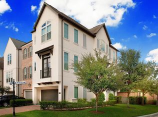 82 Gateway Park Pl, Spring, TX 77380