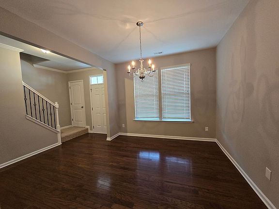 2nd image of 271 River Oak St