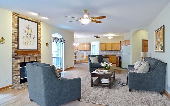 3rd image of 4442 W Gavin Ln