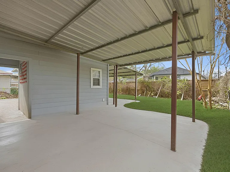 2411 Leffingwell St — Photo 27