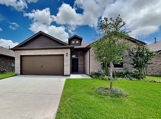 8308 Comanche Springs Dr, Fort Worth, TX 76131