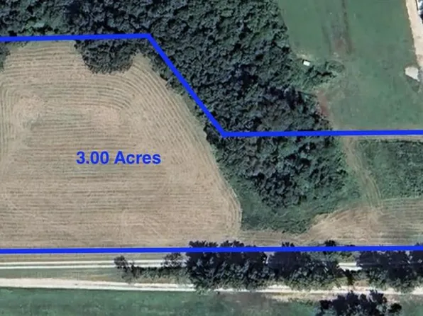 20765 Oak Rest Rd, Brighton, IL 62012