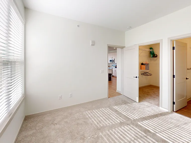 Abram II Primary En Suite Abram II Primary En Suite