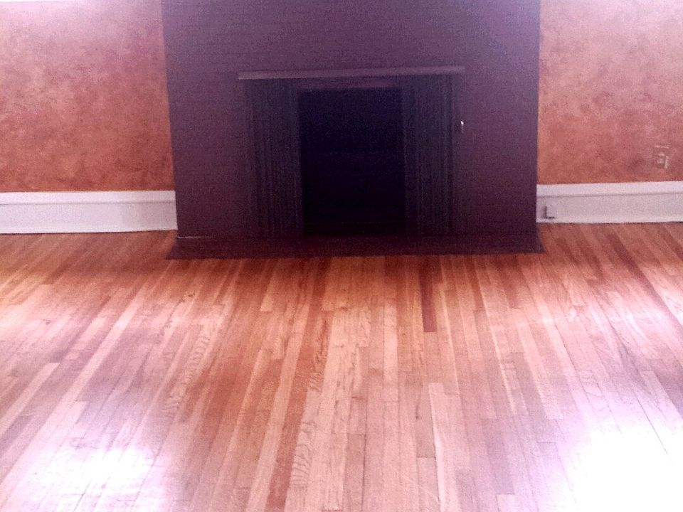 2nd image of 114 S Taylor Ave #1