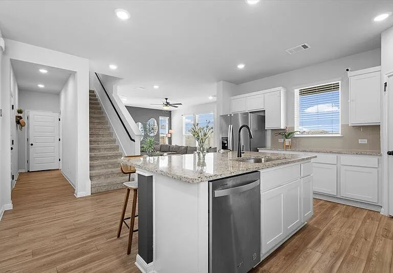 2120 Alice Jay Way — Photo 18