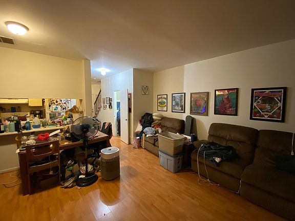 4th image of 1293 Cranbrook Dr