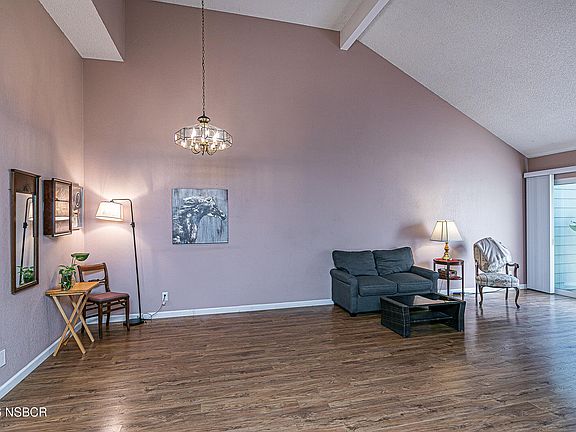 4th image of 1412 Oakridge Park Rd