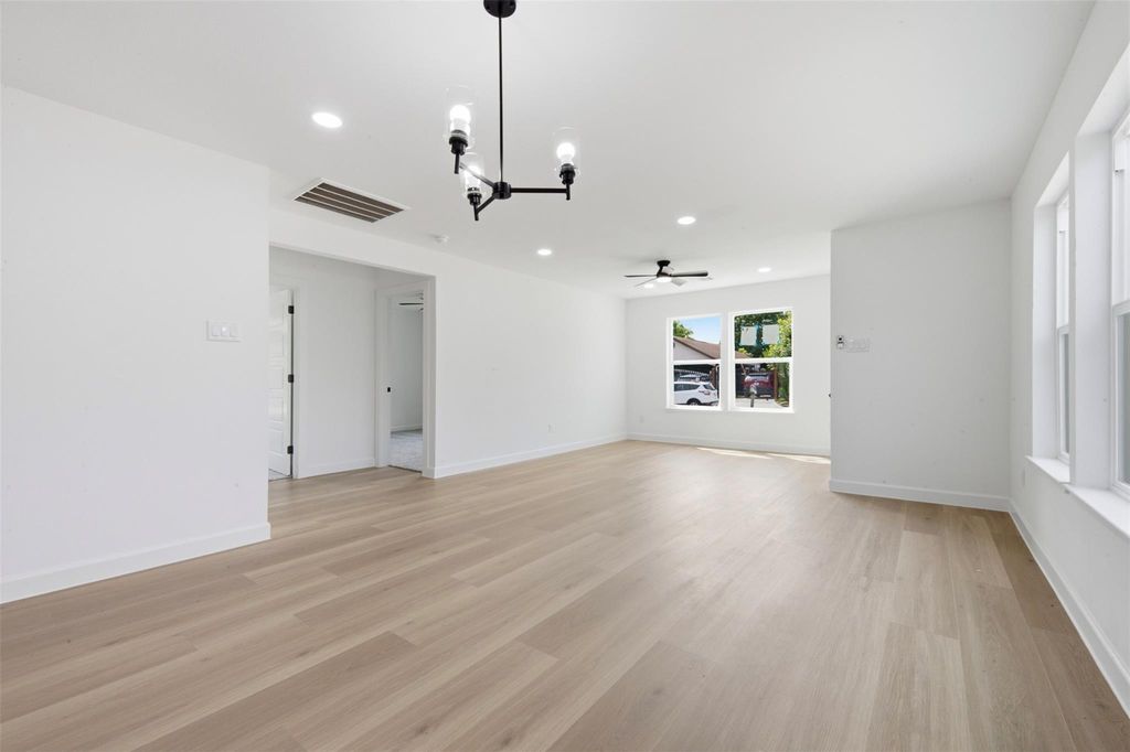 2403 Raymond St, Pasadena, TX - View 6