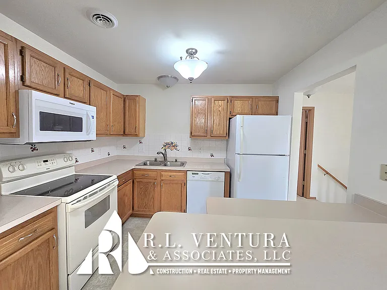 940 Prairie Dr #32 — Photo 14
