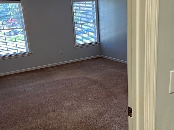 4th image of 640 Cameo Ct