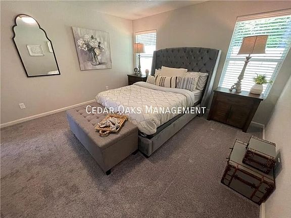 5th image of 2813 Reynolds St