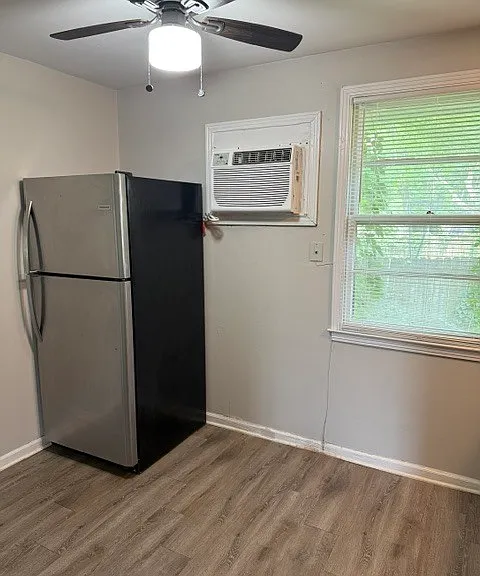 3912 Nevada Ave #C — Photo 2