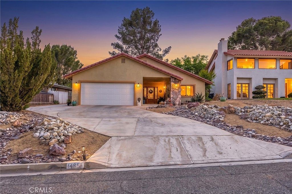 14651 Greenbriar Dr