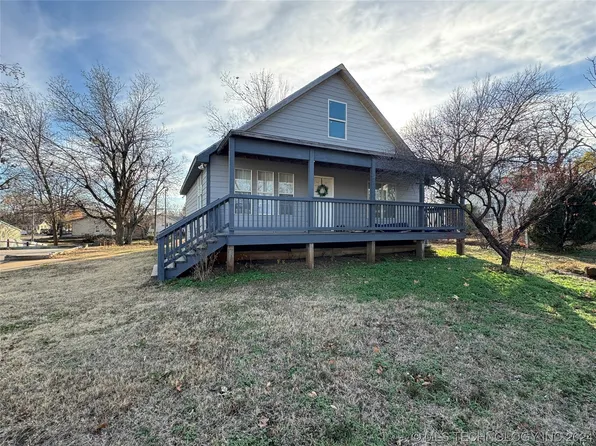1245 E Broadway St, Cushing, OK 74023