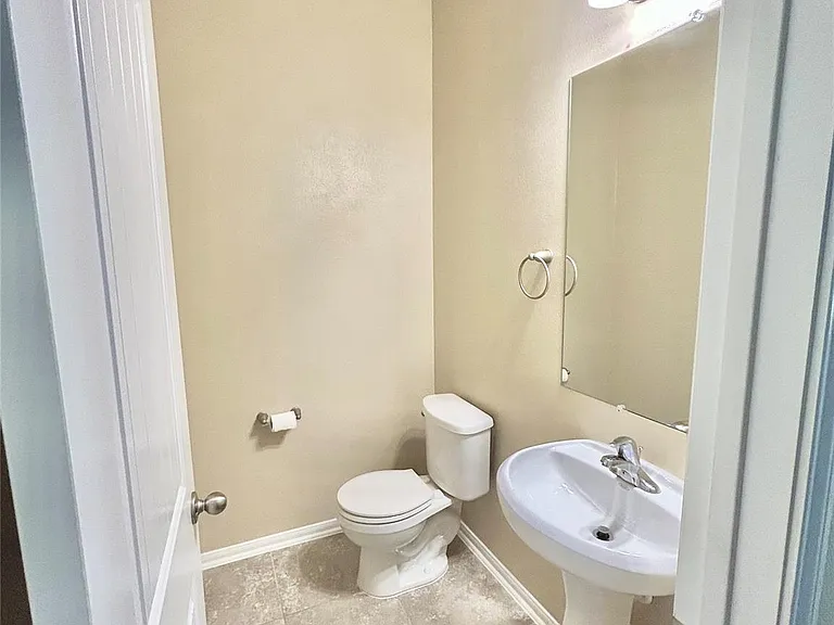 20618 Sweetstone Grove Ln — Photo 12