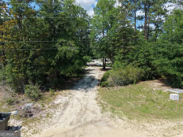 393 Kerry Davis Rd, Jesup, GA 31545