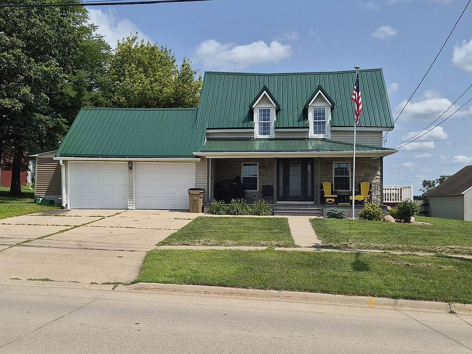1st image of 516 Commercial St
