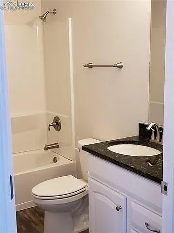 2310 E Saint Vrain St #101 — Photo 8