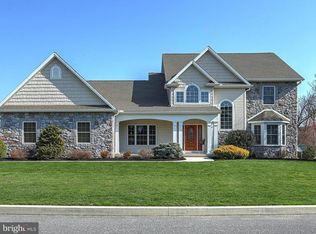 1278 Summit Way, Mechanicsburg, PA 17050