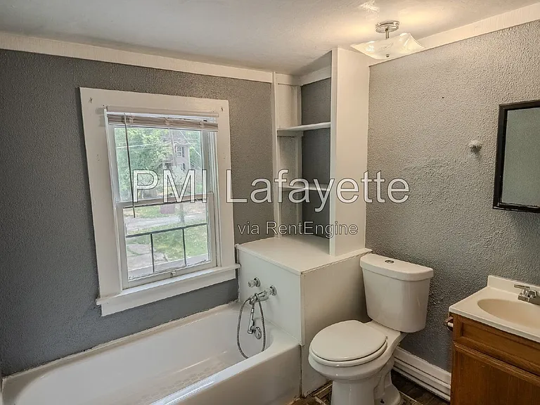 525 S 3rd St #2 — Photo 11