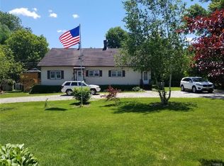 956 County Route 12, New Hampton, NY 10958