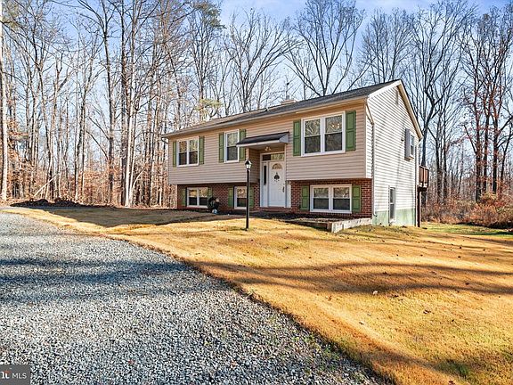 3rd image of 36 Mack Ln