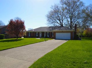 2645 Shaker Rd, Lakeside Park, KY 41017