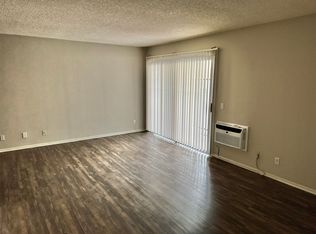 10250 Commerce Ave #104, Tujunga, CA 91042