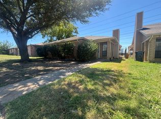 2422-2424 Sherry St #2422, Arlington, TX 76014