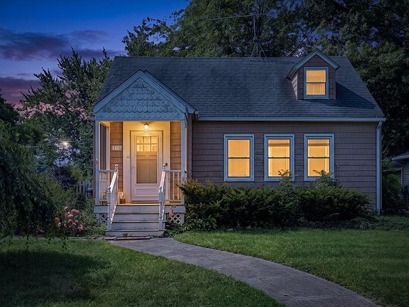 2nd image of 912 Kingsley Ave