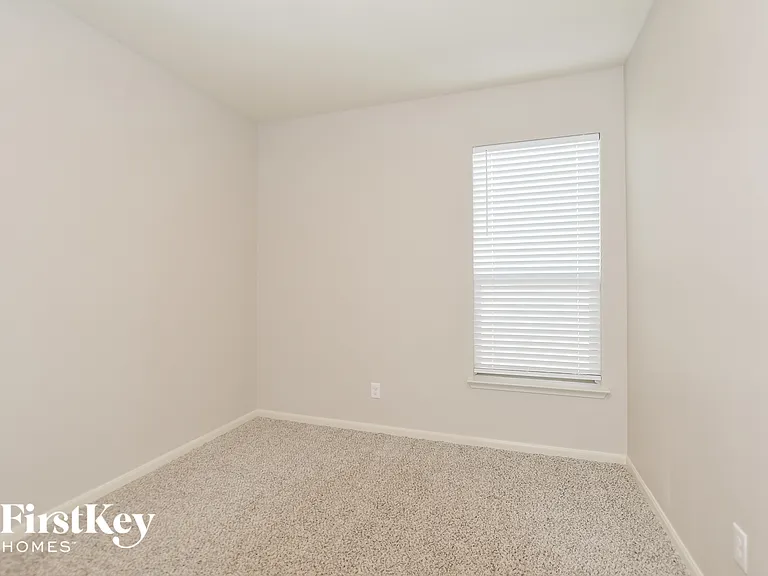 516 Aqueduct Dr — Photo 10