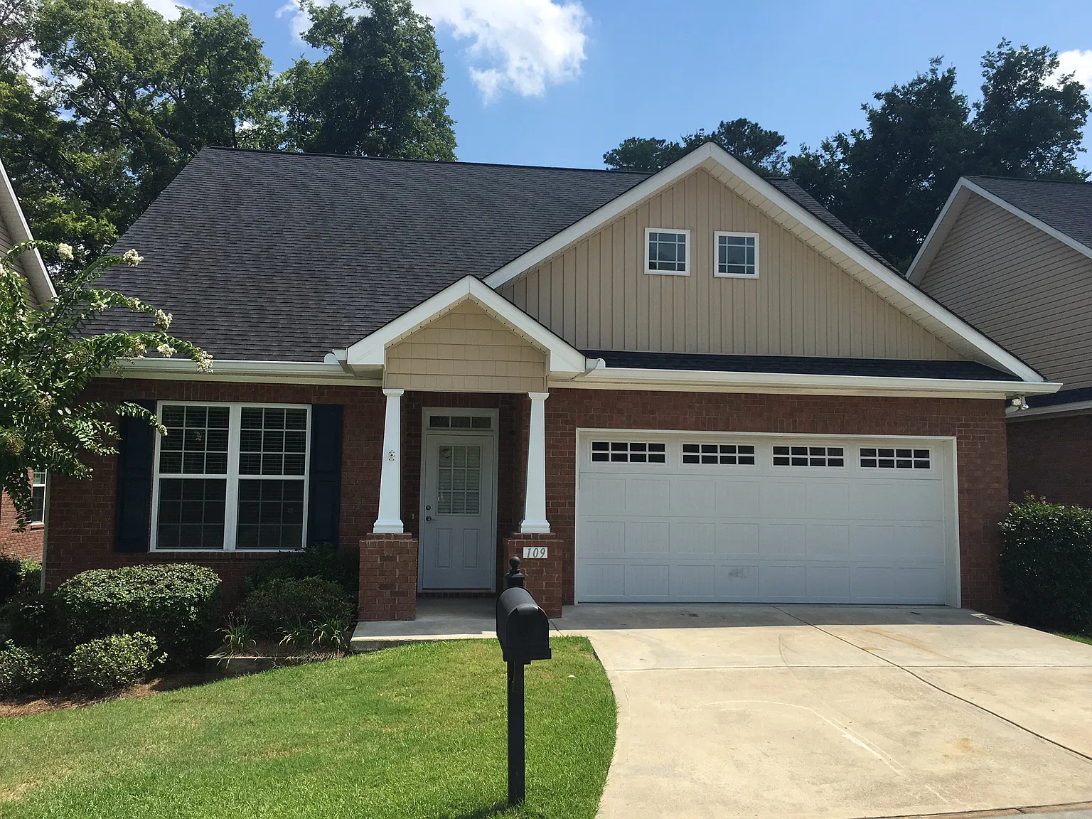 2 bed, 1523 sqft, $2,295 — Photo 2