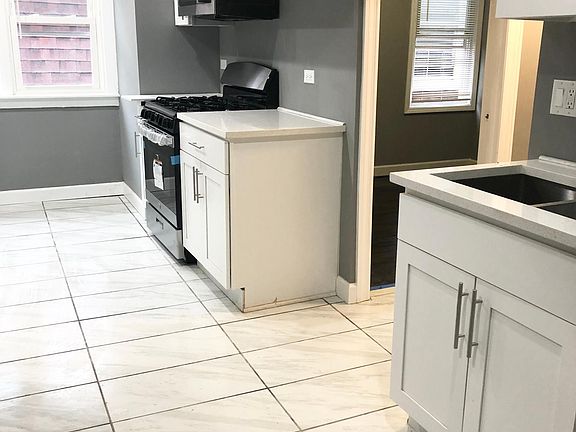 2nd image of 1107 N Karlov Ave #2