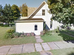 482 Liberty St, Conneaut, OH 44030