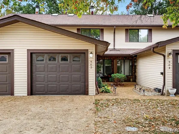 902 Westwood Rd, Maryville, IL 62062