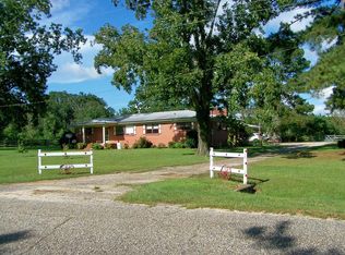 1846 Lonnie Rd, Cottonwood, AL 36320