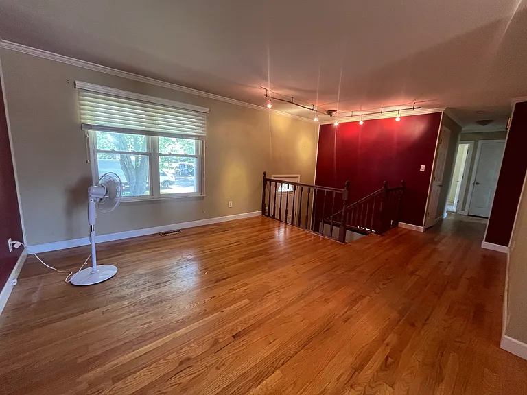 141-1 Maple Hill Ln — Photo 6
