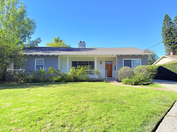 8821 Aqueduct Ave, North Hills, CA 91343