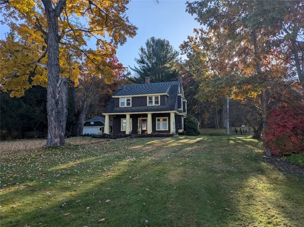 724 E Main St, Bradford, PA 16701