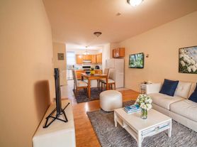 41-08 23rd Ave, Astoria, NY