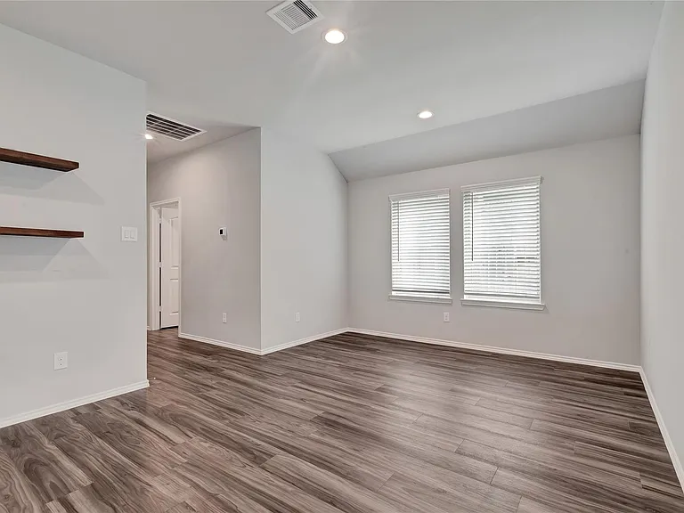 16891 Pink Wintergreen Dr — Photo 8