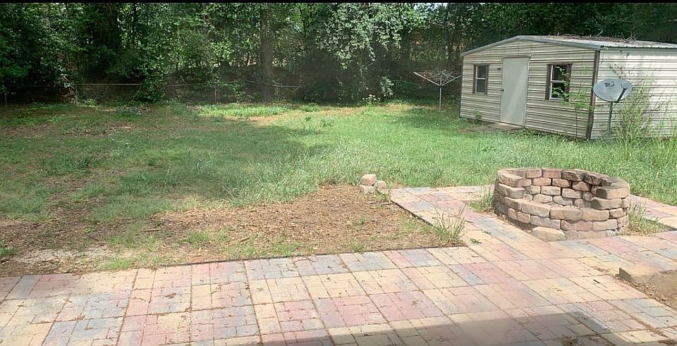 1st image of 3831 Fairfield Dr